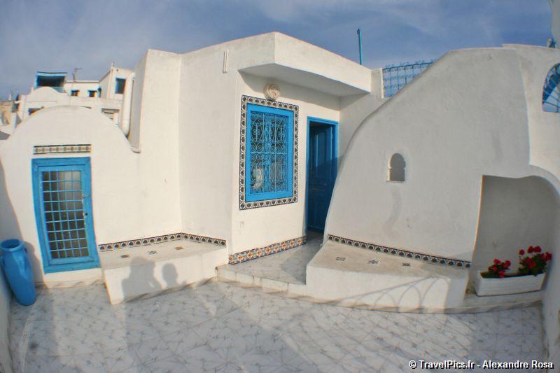 gal/Voyages/Tunisia/Sidi_Bou_Said/Sidi_Bou_Said_Tunis_Dar081.jpg