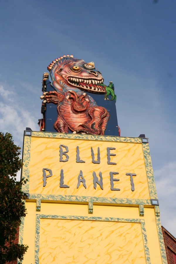 gal/Voyages/Vienna_-_Austria/Prater/Blue_Planet/IMG_3632.JPG