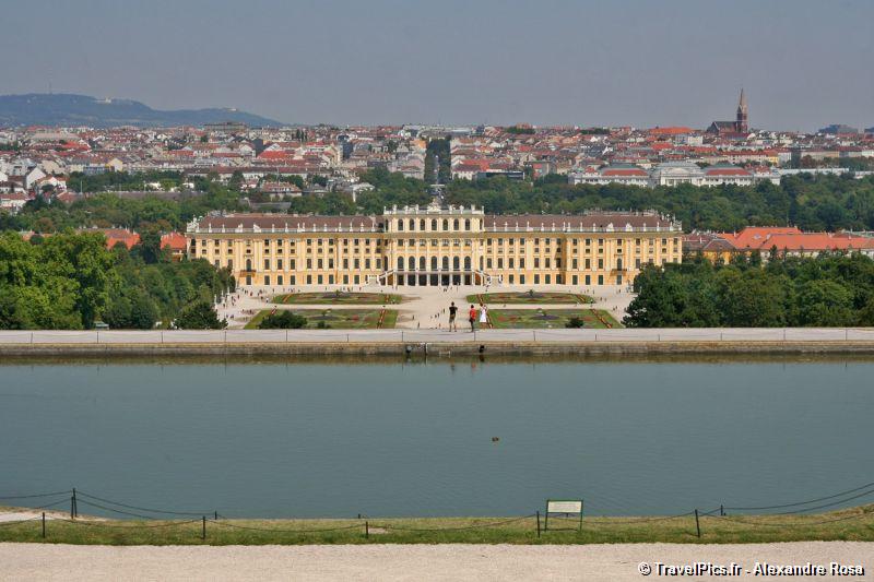 gal/Voyages/Vienna_-_Austria/schonbrunn/Chateau_Schonbrunn_Vienne18.jpg