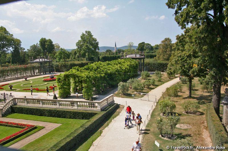 gal/Voyages/Vienna_-_Austria/schonbrunn/Chateau_Schonbrunn_Vienne53.jpg