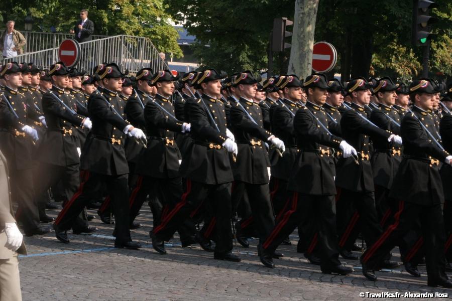 gal/evenements/14_Juillet_-_Defile_Militaire/IMG_6333.JPG