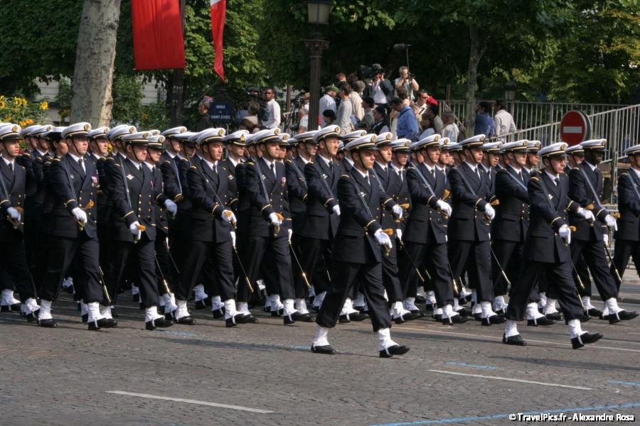 gal/evenements/14_Juillet_-_Defile_Militaire/IMG_6359.JPG