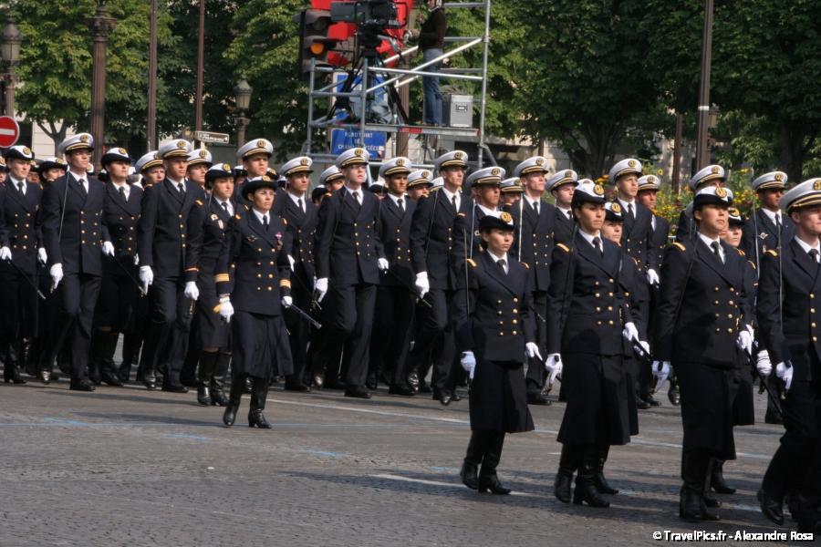 gal/evenements/14_Juillet_-_Defile_Militaire/IMG_6373.JPG