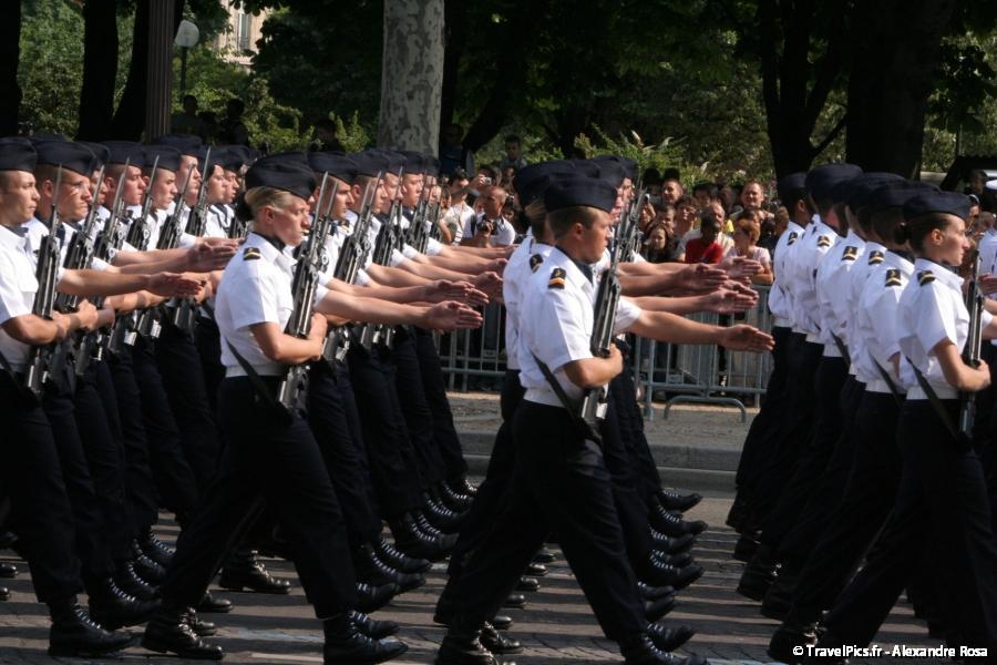 gal/evenements/14_Juillet_-_Defile_Militaire/IMG_6396.JPG
