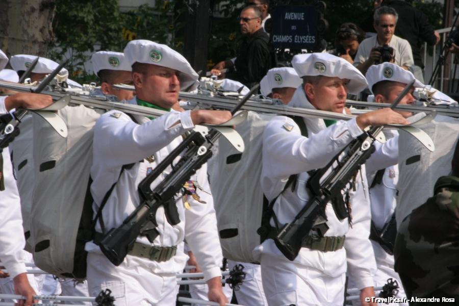 gal/evenements/14_Juillet_-_Defile_Militaire/IMG_6426.JPG