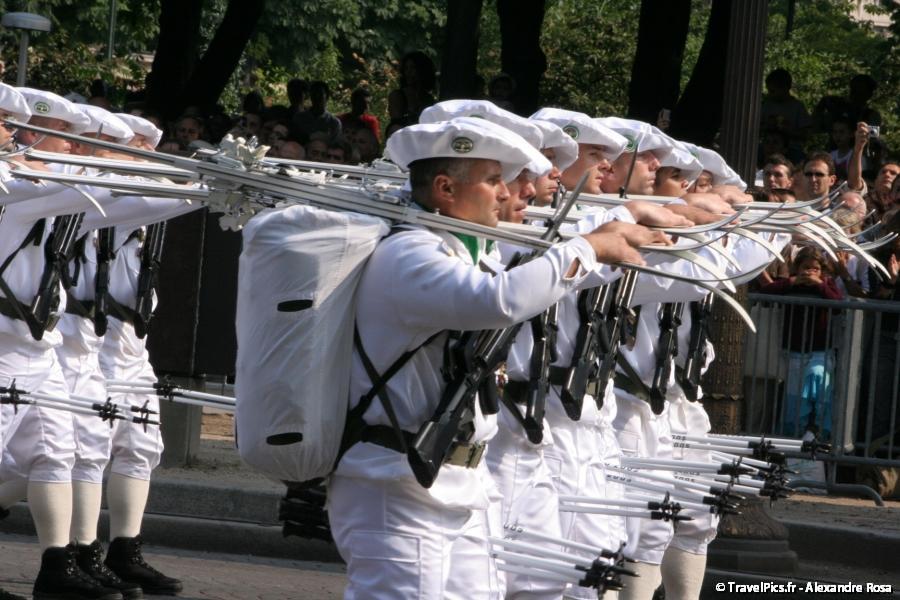 gal/evenements/14_Juillet_-_Defile_Militaire/IMG_6430.JPG