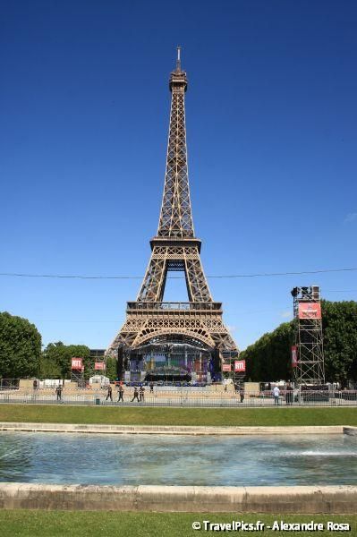 gal/evenements/14_Juillet_-_Feux_Artifices/Concert_Johnny_Hallyday/Johnny_Hallyday_Concert_14_Juillet_2009_Tour_Eiffel002.jpg