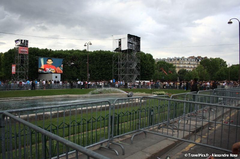 gal/evenements/14_Juillet_-_Feux_Artifices/Concert_Johnny_Hallyday/Johnny_Hallyday_Concert_14_Juillet_2009_Tour_Eiffel110.jpg