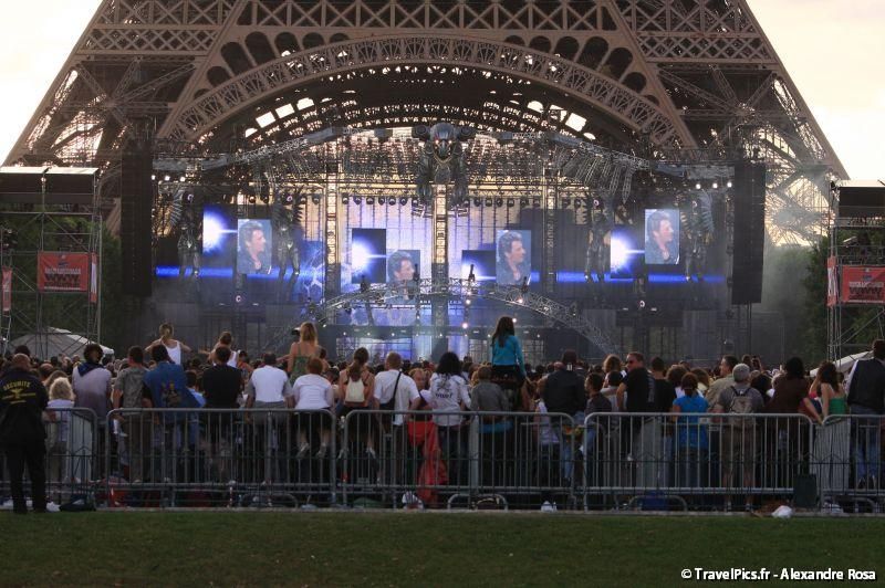 gal/evenements/14_Juillet_-_Feux_Artifices/Concert_Johnny_Hallyday/Johnny_Hallyday_Concert_14_Juillet_2009_Tour_Eiffel195.jpg