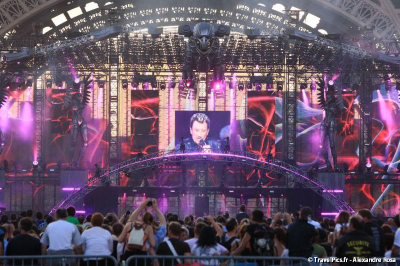 gal/evenements/14_Juillet_-_Feux_Artifices/Concert_Johnny_Hallyday/Johnny_Hallyday_Concert_14_Juillet_2009_Tour_Eiffel231.jpg