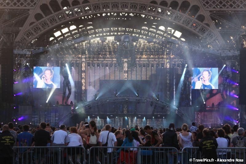 gal/evenements/14_Juillet_-_Feux_Artifices/Concert_Johnny_Hallyday/Johnny_Hallyday_Concert_14_Juillet_2009_Tour_Eiffel329.jpg