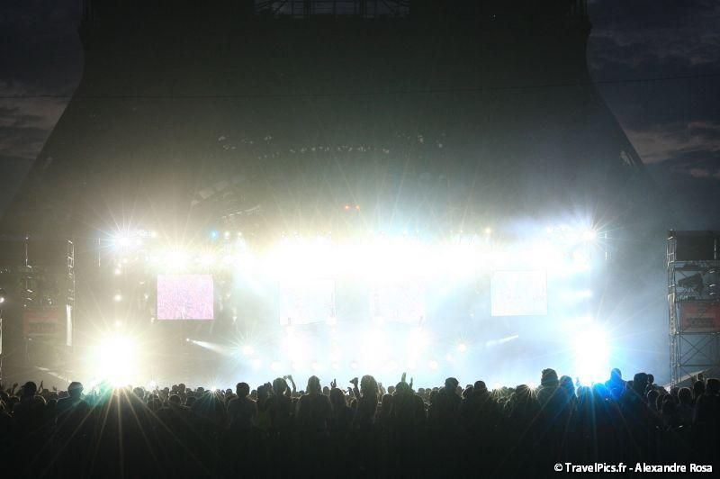 gal/evenements/14_Juillet_-_Feux_Artifices/Concert_Johnny_Hallyday/Johnny_Hallyday_Concert_14_Juillet_2009_Tour_Eiffel421.jpg