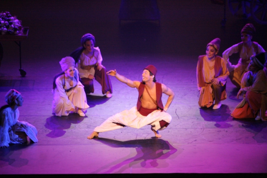 gal/evenements/Aladin_-_Palais_des_Congres/IMG_0169.JPG