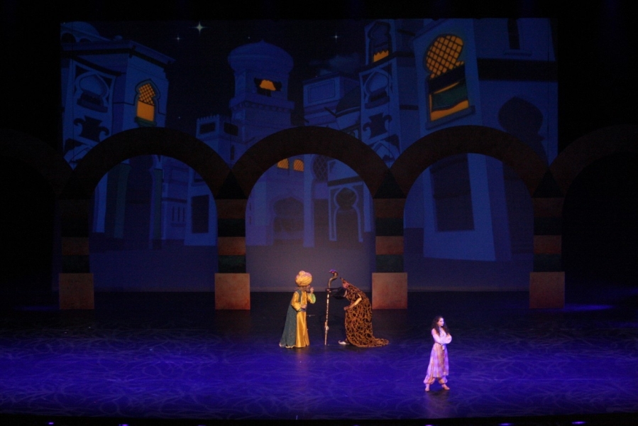gal/evenements/Aladin_-_Palais_des_Congres/IMG_0303.JPG