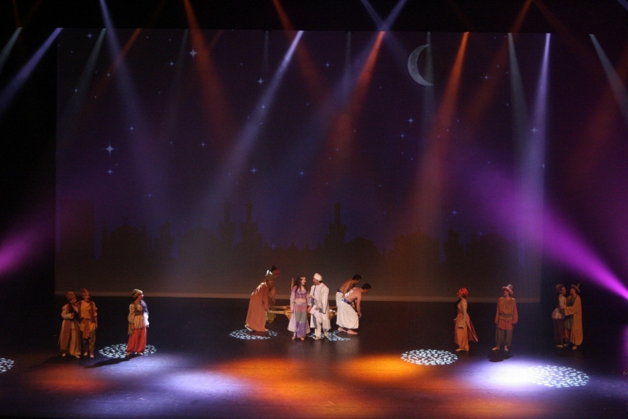 gal/evenements/Aladin_-_Palais_des_Congres/IMG_0428.JPG