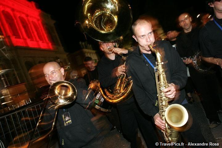 gal/evenements/Chartres_-_Fete_de_la_Lumiere/Chartres_2010_Fete_de_la_Lumiere008.jpg
