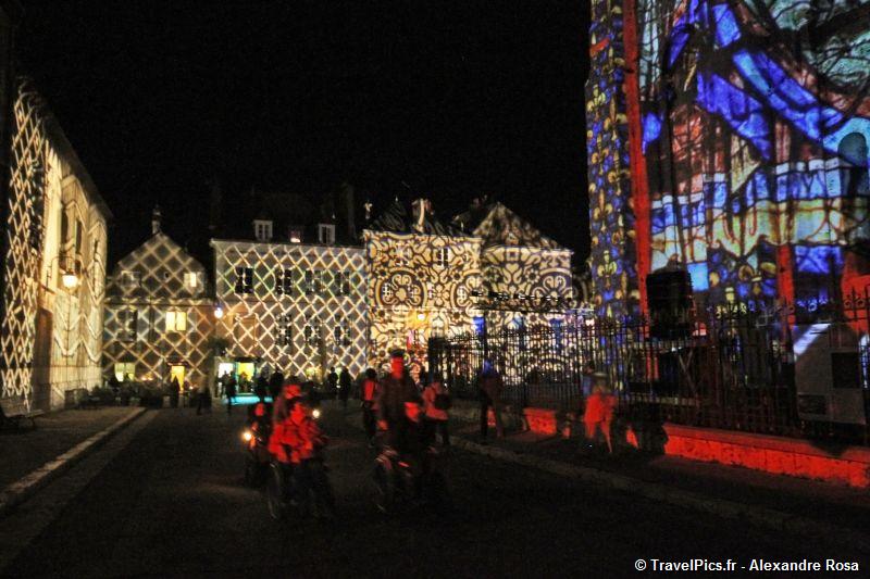 gal/evenements/Chartres_-_Fete_de_la_Lumiere/Chartres_2010_Fete_de_la_Lumiere042.jpg