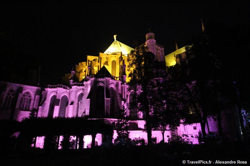 gal/evenements/Chartres_-_Fete_de_la_Lumiere/Chartres_2010_Fete_de_la_Lumiere077.jpg