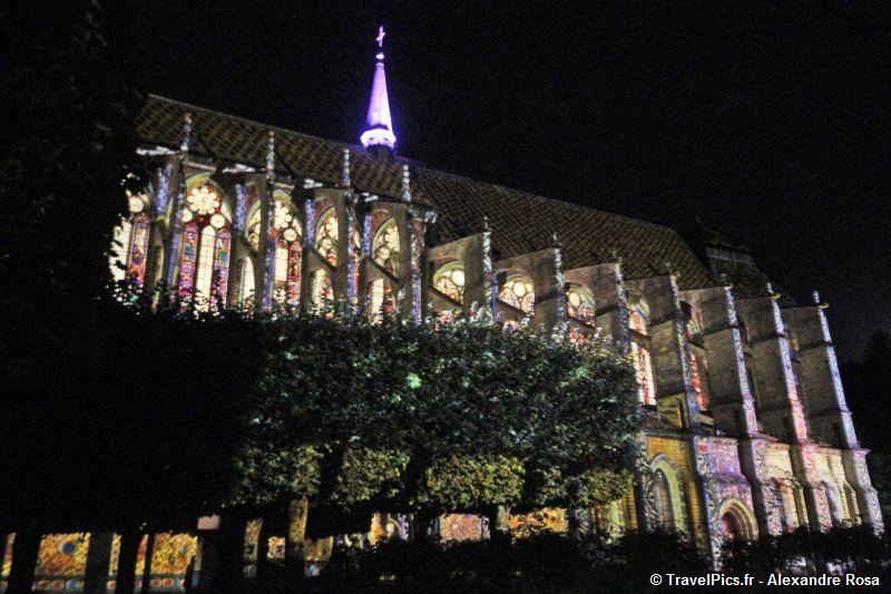 gal/evenements/Chartres_-_Fete_de_la_Lumiere/Chartres_2010_Fete_de_la_Lumiere140.jpg