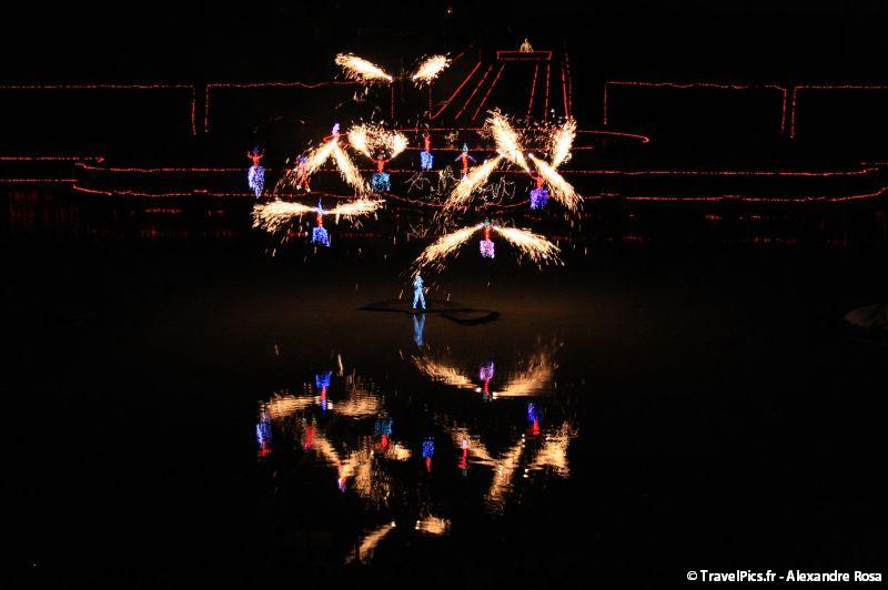 gal/evenements/Cyrano_de_Bergerac_-_Versailles/Cyrano_de_Bergerac_Versailles_GroupeF_121.jpg
