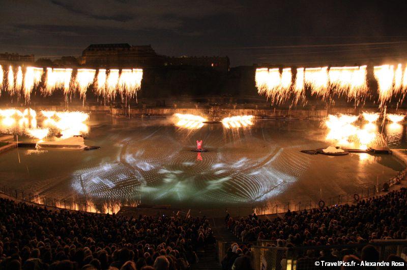 gal/evenements/Cyrano_de_Bergerac_-_Versailles/Cyrano_de_Bergerac_Versailles_GroupeF_218.jpg