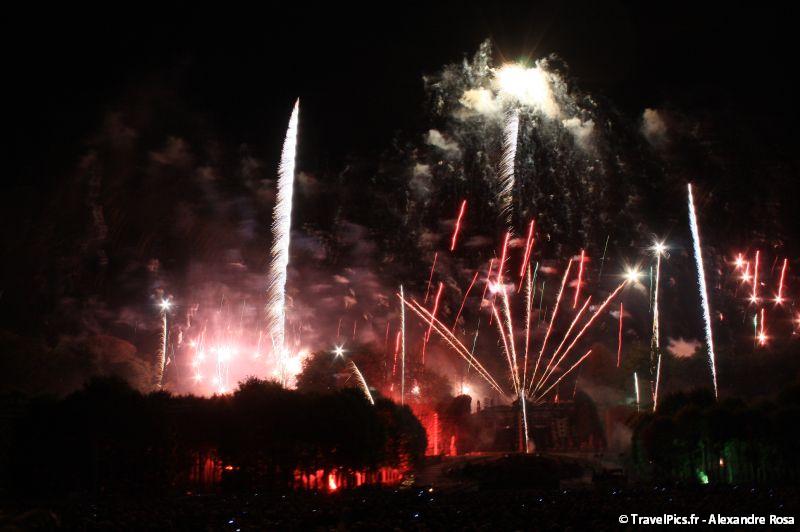 gal/evenements/Grand_Feu_de_St_Cloud/Grand_Feu_de_Saint_Cloud397.jpg