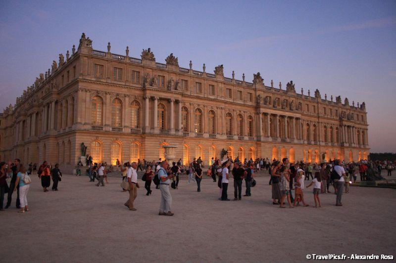 gal/evenements/Grandes_Eaux_Nocturnes_de_Versailles/Versailles_Grandes_Eaux_Musicales_Nocturnes006.jpg