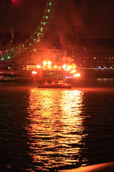 gal/evenements/New_Years_Eve_2008_-_London_Eye/New_Years_Eve_2008_London23.jpg