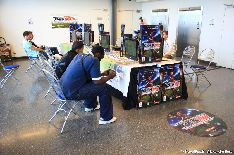 gal/evenements/PES_League_-_Stade_de_France/PES_League_2009_Stade_de_France_011.jpg