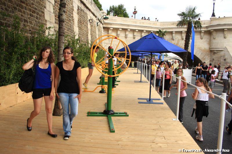 gal/evenements/Paris_Plage/Paris_Plage_2009_Quais_de_Seine032.jpg