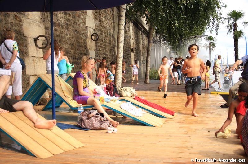 gal/evenements/Paris_Plage/Paris_Plage_2009_Quais_de_Seine077.jpg