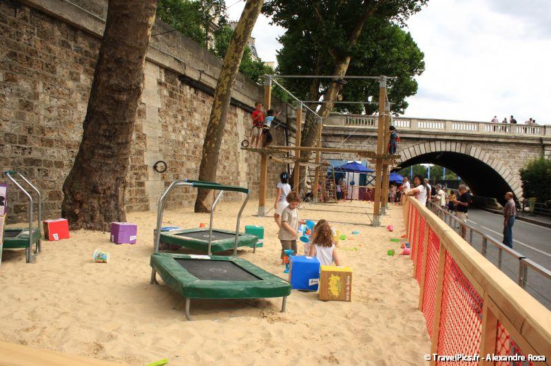 gal/evenements/Paris_Plage/Paris_Plage_2009_Quais_de_Seine229.jpg