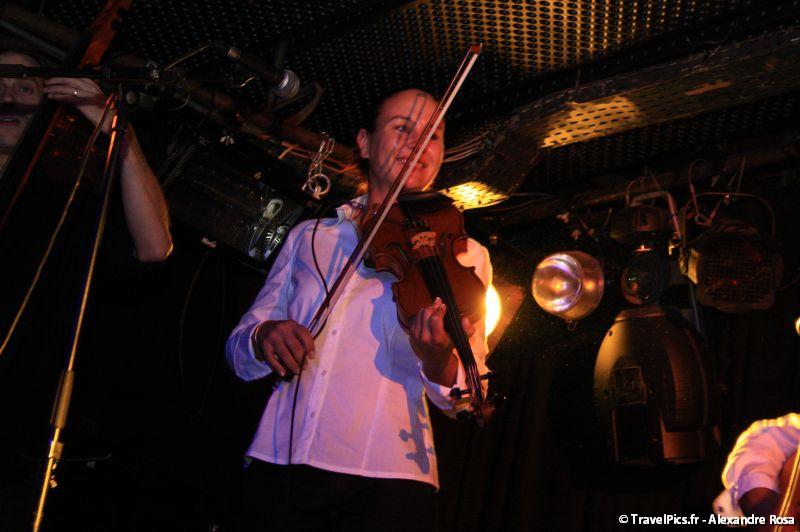 gal/evenements/Spectaculaire_-_Fete_des_Sorties_Culturelles/Spectaculaire_BnF_2009_festival242.jpg