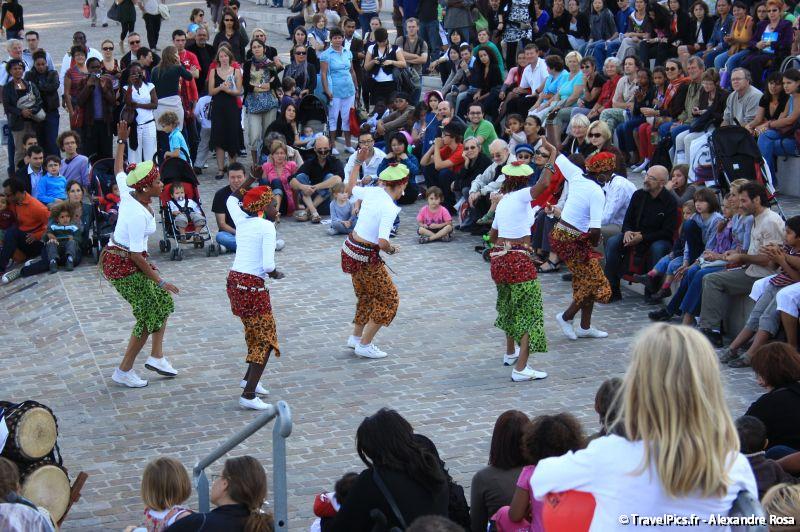 gal/evenements/Spectaculaire_-_Fete_des_Sorties_Culturelles/Spectaculaire_BnF_2009_festival271.jpg